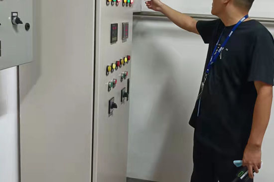 消火栓泵控制柜配电与双电源切换示意